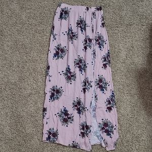 Pink maxi skirt with slit